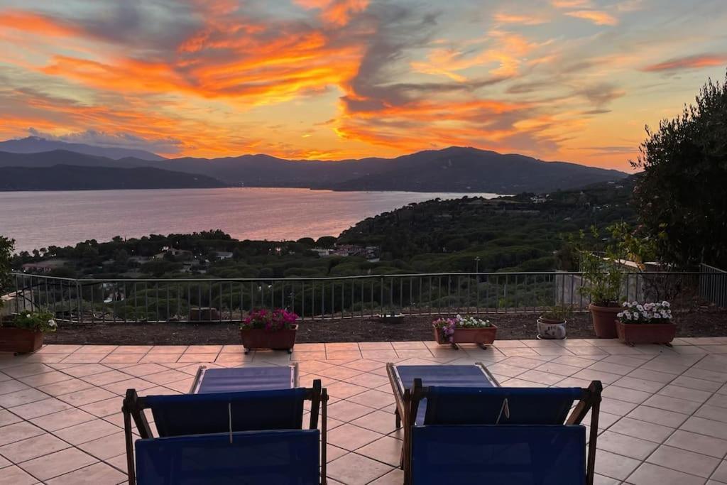 Villa Mit Whirlpool Und Phantastischer Aussicht Capoliveri  Exteriér fotografie